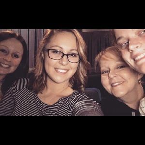 Meet your Posher, Cindy